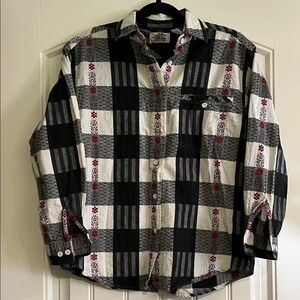 Women's Plaid Button-Down Shirt - Black, White, Red